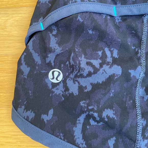 Lululemon Speed Shorts Baroque Inkwell Surge Sz 4 - Picture 4 of 8